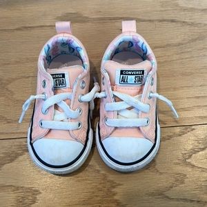Pink Converse Size 5